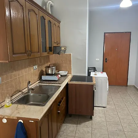 Fishta Apartament K1 K4 Apartment *