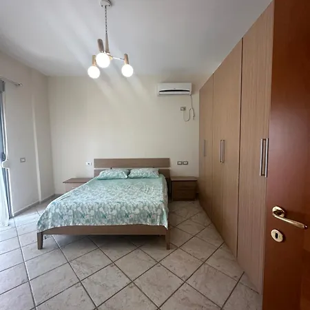Apartment Fishta Apartament K1 K4 Velipoje