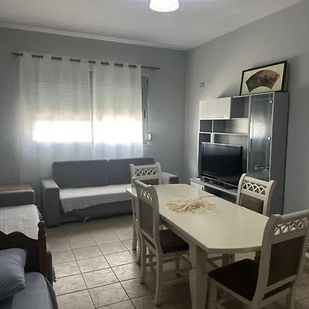 Fishta Apartament K1 K4 Apartment *