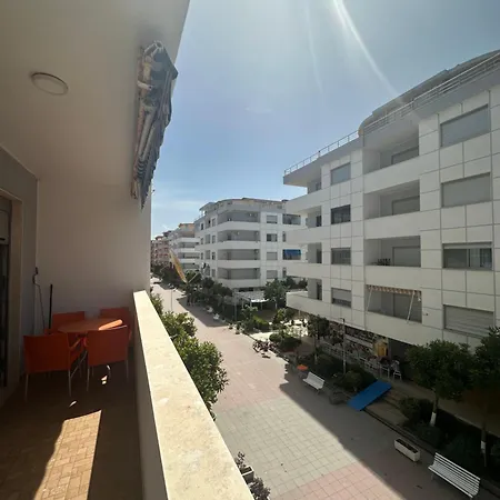 Fishta Apartament K1 K4 아파트 Velipojë
